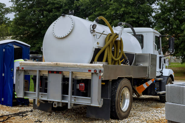 Affordable portable toilet rental in Santa Rosa Valley, CA
