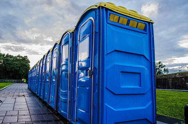 Porta potty delivery and setup in Santa Rosa Valley, CA